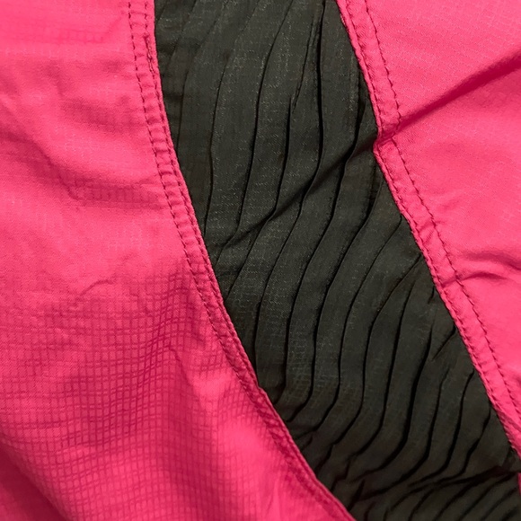 Pearl Izumi Pink and Black Convertible Running Elite Barrier Jacket - Picture 7 of 12